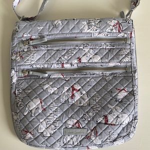 New Vera Bradley crossbody! Beary Merry 🐻‍❄️